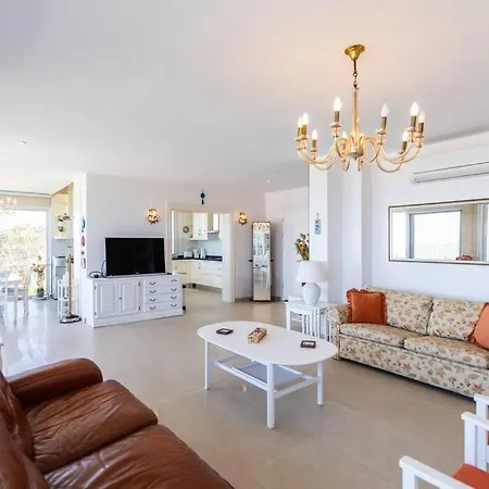 Astounding Modern With Sea View In Villa