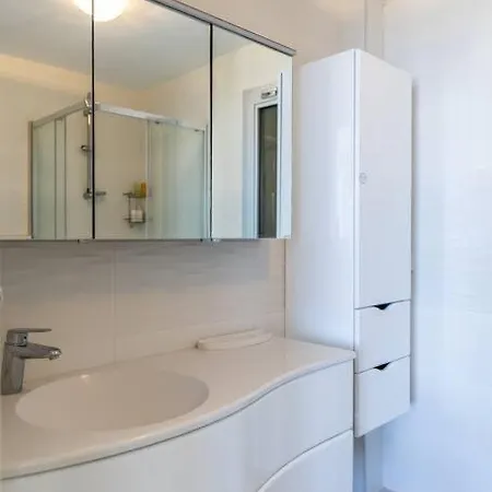 Villa Astounding Modern With Sea View In *