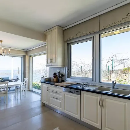 Villa Astounding Modern With Sea View In *