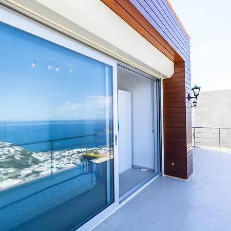 Astounding Modern With Sea View In Villa *